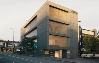 REMUERA RETAIL - OPPOSITE NEW WORLD SUPERMARKET
