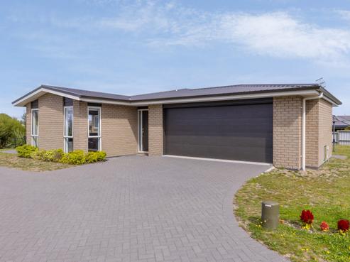 8 Hato Patariki Lane, Nukuhau