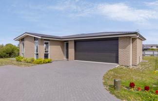 8 Hato Patariki Lane, Nukuhau