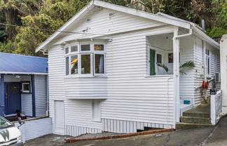 49 Adams Terrace, Aro Valley