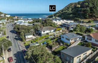 63 Happy Valley Road, Owhiro Bay