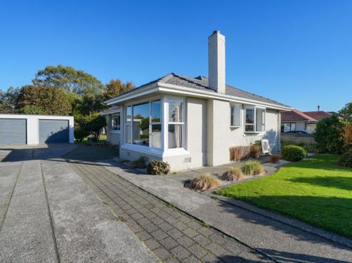 155 Lamond Street East, Hargest