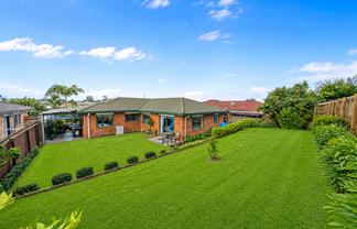 54 Robert Ross Place, Clendon Park