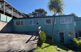 1/2 Karapiti Place, Glen Eden