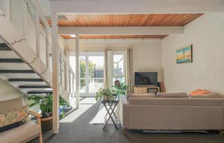 7/11 Pitarua St, Thorndon
