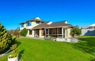 32 Ben Nevis Drive, Broomfield
