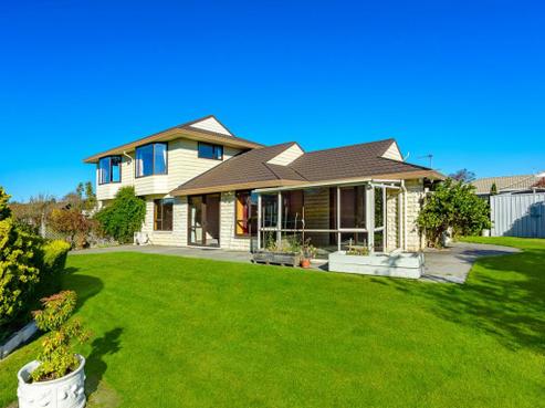 32 Ben Nevis Drive, Broomfield