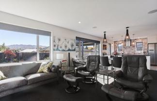 24 Weka Street, Oxford