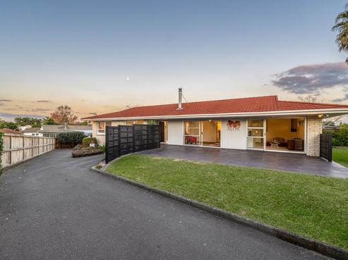 9 Lakeside Drive, Pahurehure
