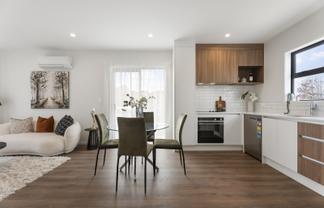 2-4 Moa Road, Point Chevalier