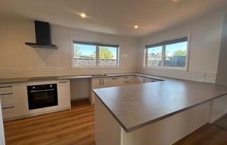 2/57 Dundas Road, Sanson