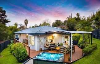87b Woodglen, Glen Eden