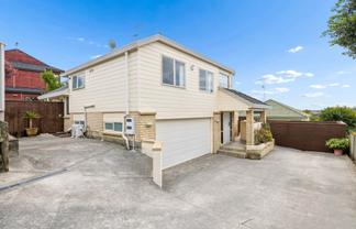 2/34 Wiltshire Place, Northpark