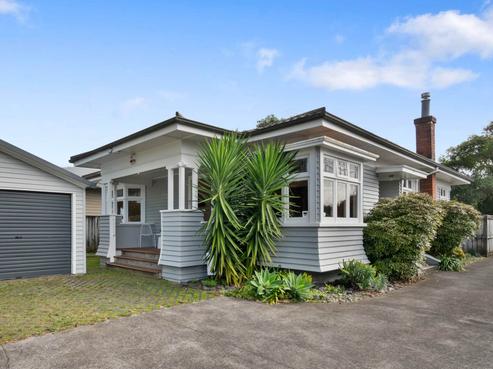 273 Meola Road, Point Chevalier