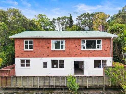 42 West Lynn Road, Titirangi