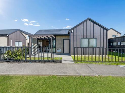 71 Black Beech Crescent, Takanini