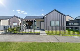 71 Black Beech Crescent, Takanini