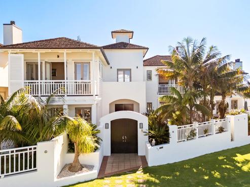 295 Pinecrest Drive, Gulf Harbour