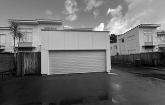 42/3 Wagener Place, Mount Albert
