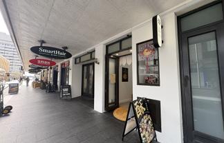 Commerce Street Retail Opportunity | 42 m2