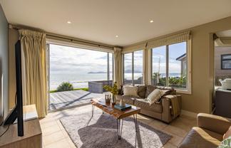 126 The Parade, Paekakariki