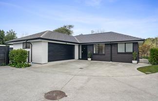 11 Riverboat Lane, Helensville