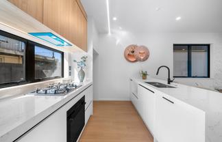 Lots 1-6/18 Bradbury Road, Botany Downs
