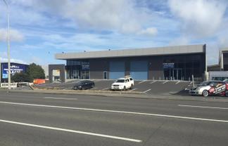 Savills | Heavy Industrial, Corner site – 900sqm