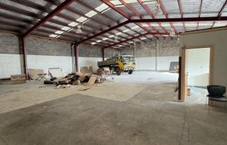450sqm Drive-Through Warehouse - Henderson