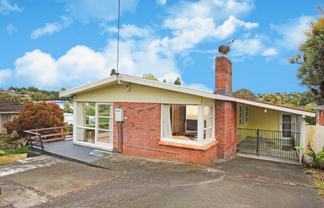 111 Target Road, Totara Vale
