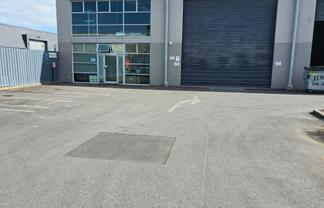 172M² WAREHOUSE SUBLEASE
