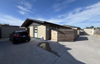 268A Courtenay Street, Strandon