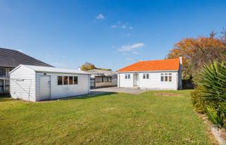 657 Featherston Street, Roslyn