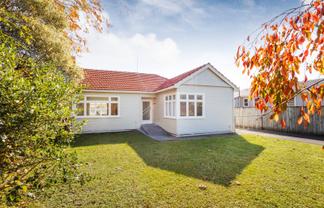 657 Featherston Street, Roslyn