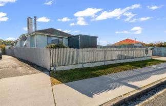 150 Moulson Street, Strathern