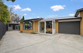2/59B Mackworth street, Woolston