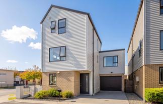 2 Koropiko Lane, Flat Bush