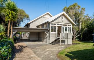 32 Shackleton Road, Mount Eden