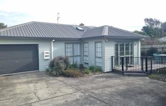 18B Karewa Parade, Papamoa Beach