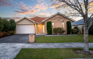 8 Bayliss Close, Northwood