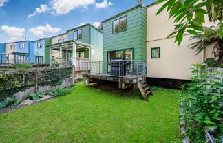 101 Malaspina Place, Papatoetoe