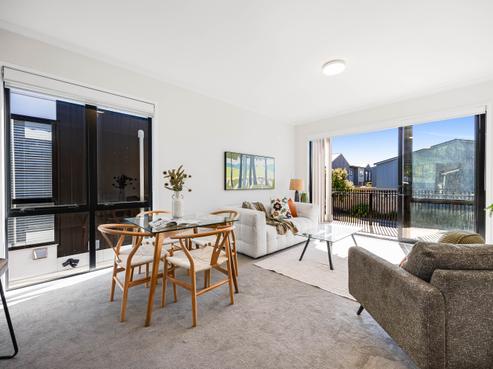 5 Awamarino Way, Massey