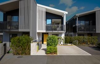 5 Awamarino Way, Westgate