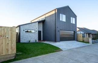 10E Bourke Drive, Cambridge
