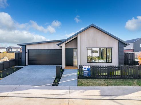 21 Halley Drive, Greenhill Park
