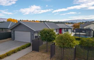 5 Walker Place, Alexandra