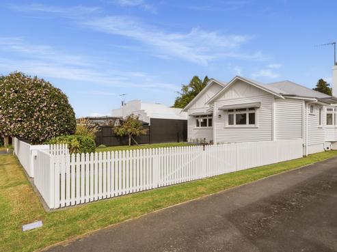 24 Twelfth Avenue, Tauranga South