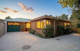 4 Rhinevale Close, Henderson