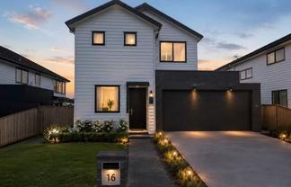 16 Thistle Close, Beachlands