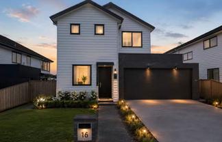16 Thistle Close, Beachlands